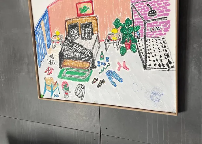 Au Pied De La Cite Medievale - Le 127